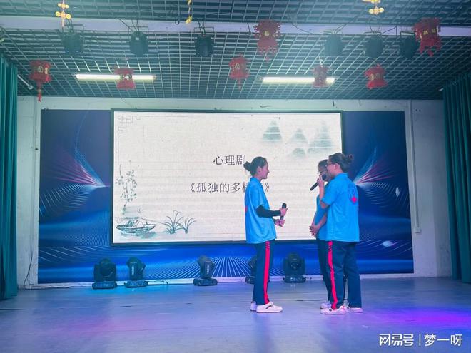 家长如何有效引导孩子合理使用手机远离沉迷游戏！