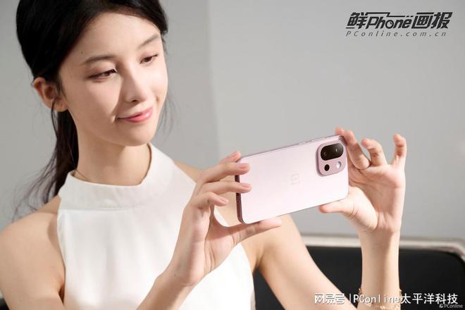 小屏旗舰一加 13T性能拉满游戏体验超丝滑！(图4)