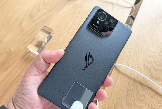 ROG游戏手机9 FE曝光或有独特设计加持(图7)