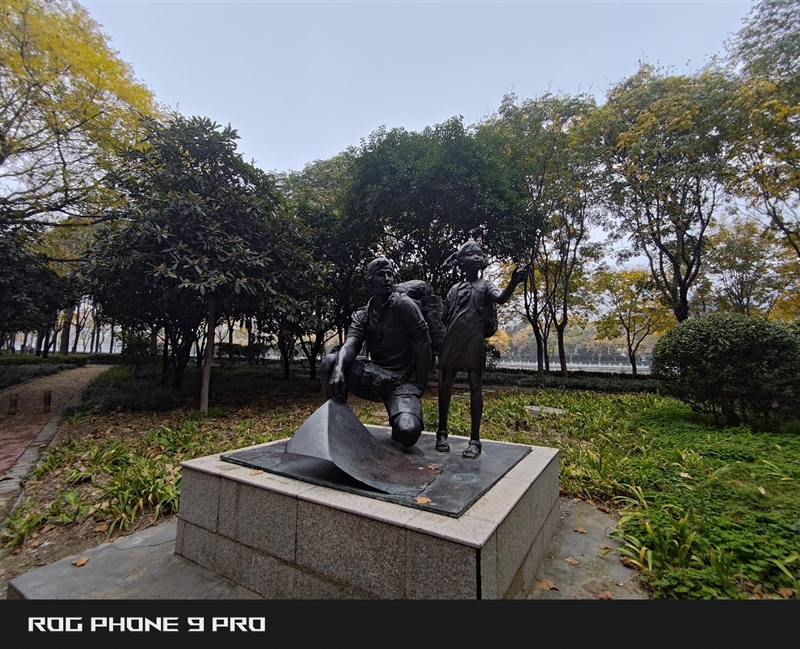 ROG游戏手机9 Pro详细评测：185帧极致流畅！背屏趣味拉满(图24)