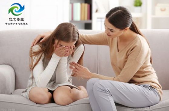 陕西优艺墨堂科普：孩子抑郁手机游戏成瘾父母没收手机会怎么样？(图1)