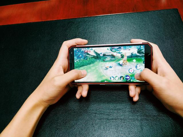 6000毫安电池与骁龙8至尊:一加13的终极游戏性能解析