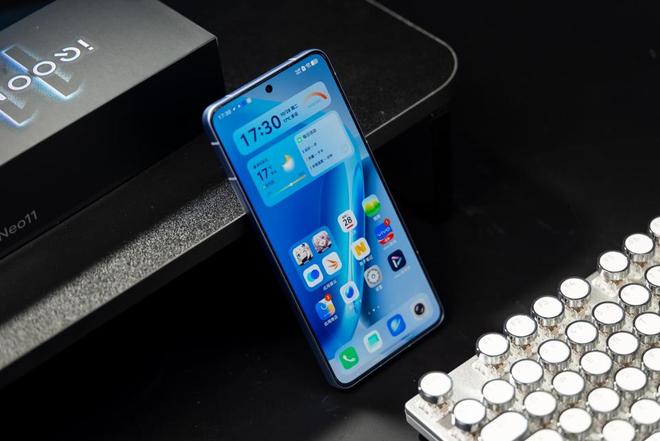 iQOO Neo11评测：中端游戏手机新标杆(图2)